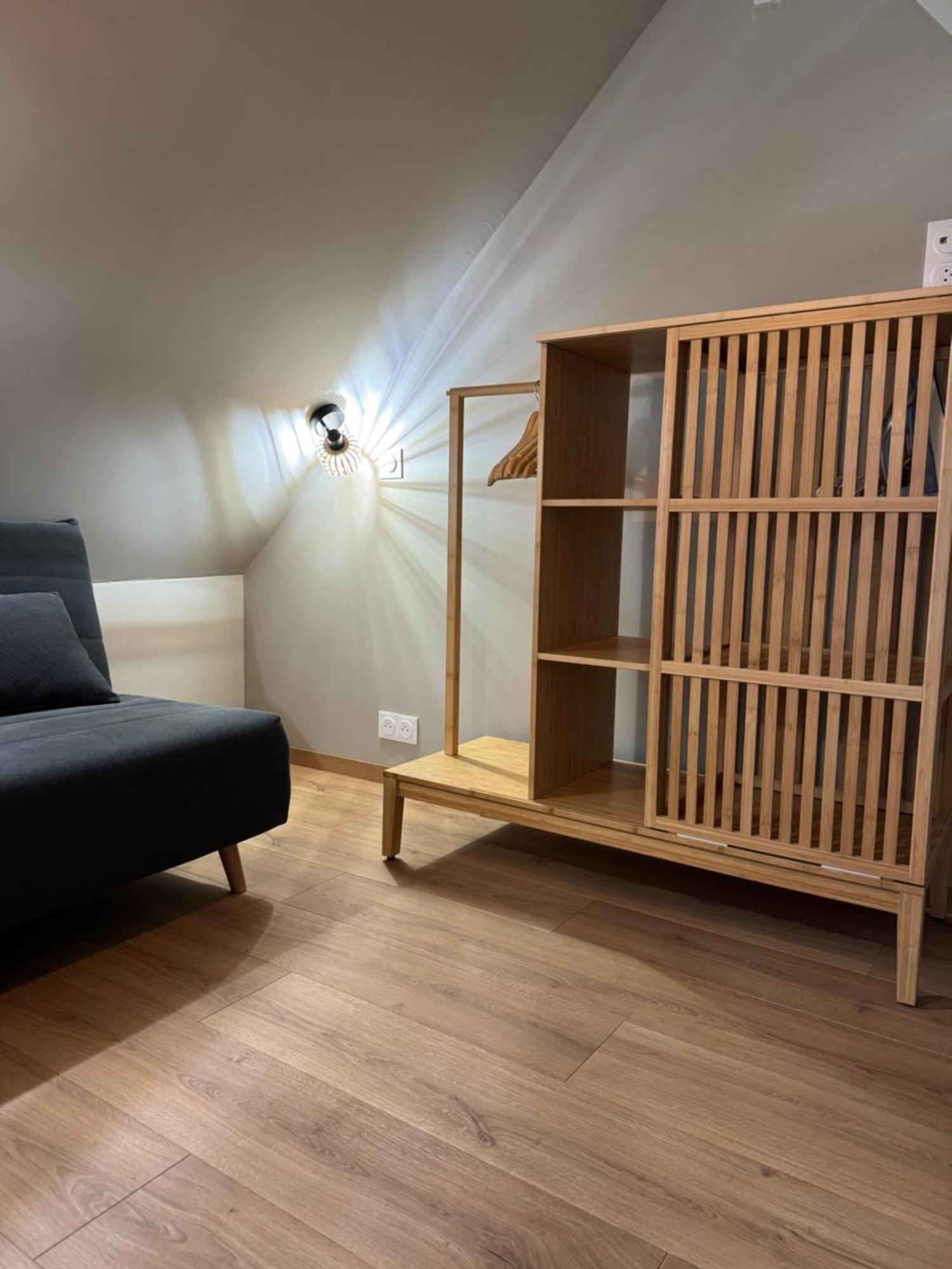 L ' Arbre De Guise Apartment Seclin Bagian luar foto